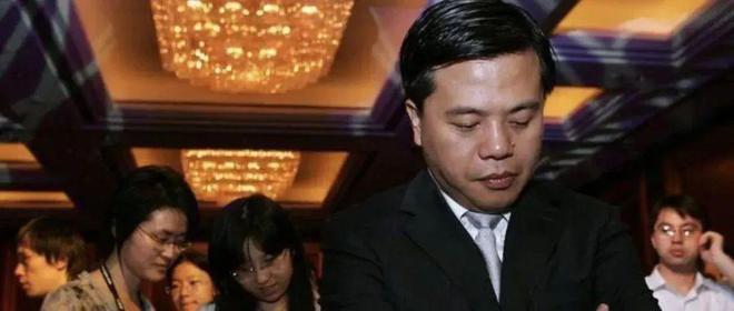 最年轻的中国首富，成为美国超级地主