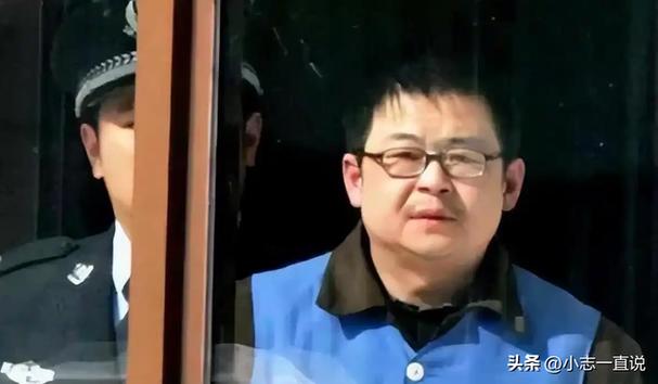 中国股市传奇人物：资本大鳄-唐万新