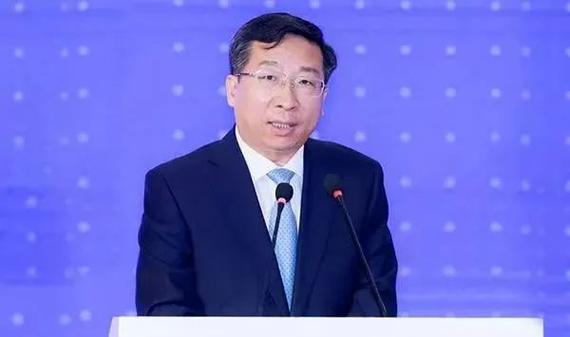 华夏银行杨书剑执行董事候选人_中国华夏银行领导_华夏银行董事会换届