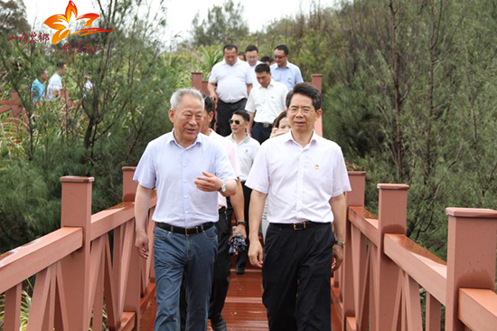 太平洋建设集团到昌江考察洽谈投资合作（图）