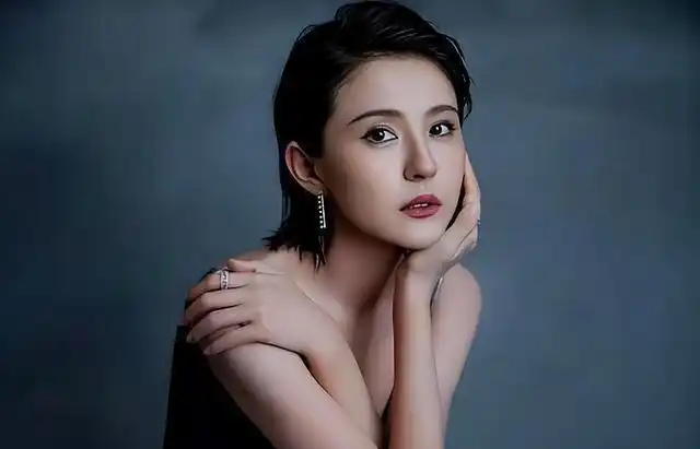 热依扎周游感情历程_热依扎和周游分手_热依扎周游分手原因