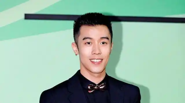 热依扎和周游分手_热依扎周游恋情分手_热依扎周游感情经历回顾