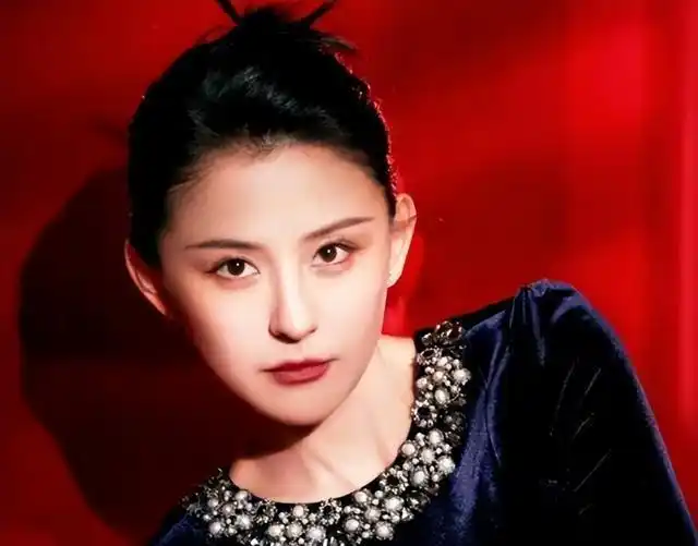 热依扎和周游分手_热依扎周游恋情分手_热依扎周游感情经历回顾