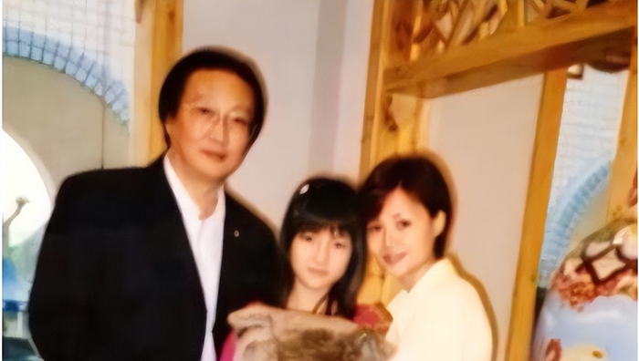 郭美美老妈郭登峰 郎咸平节目 郭美美红十字会事件_咸郎平 郭美美