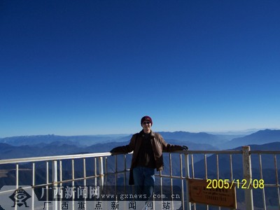 气象主持人张雷：播报变幻风云 快乐并行动着