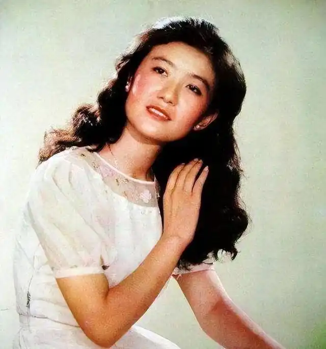 李小加夫人_李小玢 主持生涯_李小玢 退休生活