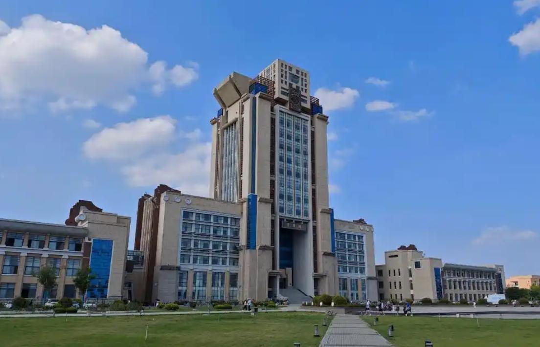 运城学院硕士点_2025年海南大学录取分数线_运城学院录取分数线