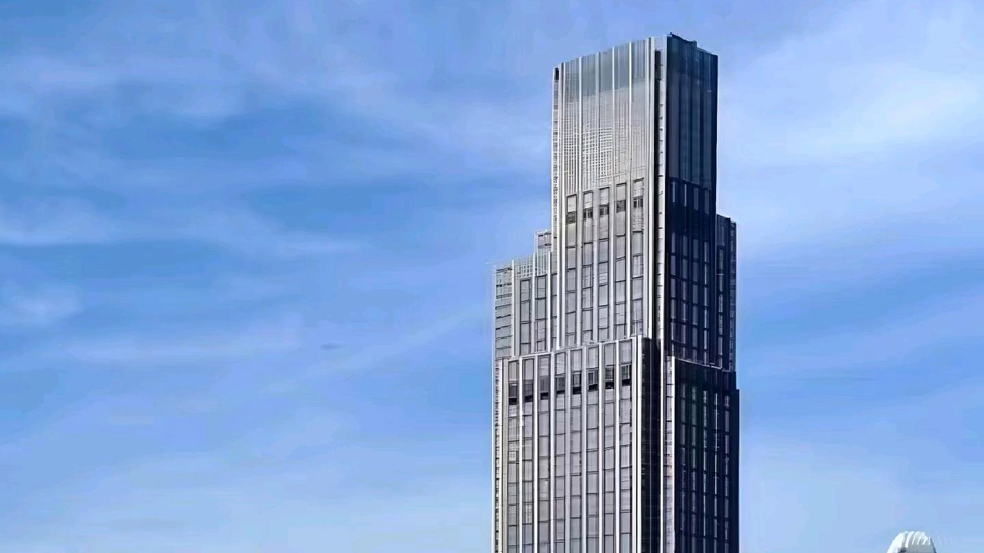 郑裕彤家族资产处置_新世界发展公告_瑰丽酒店集团出售