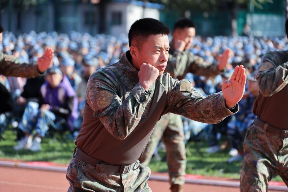 首都师范大学科德学院2024级学生军训正式开营