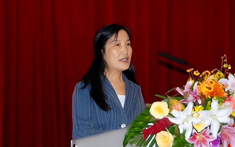 杨宇平丈夫_杨南生与张严平忘年恋_张严平与杨南生爱情故事