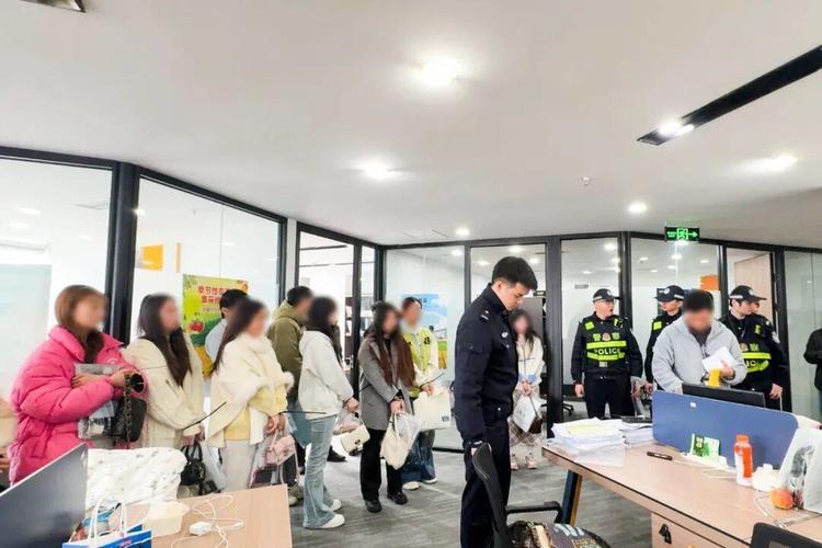 利用虚假股票配资实施“电话引流” 亳州一诈骗窝点被警方查处